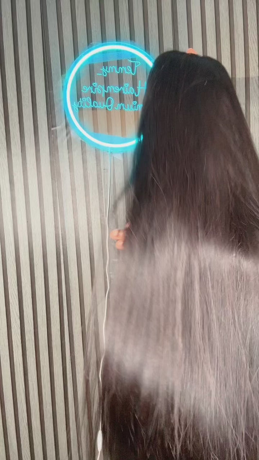 SILKY STRAIGHT